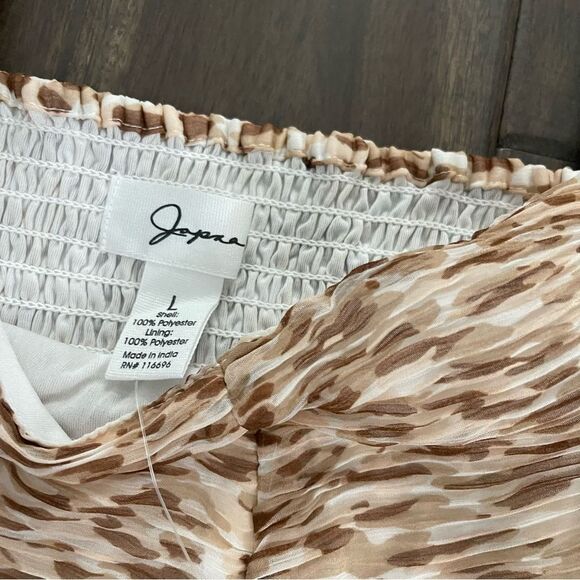 Japna Tan Animal Print Long Sleeve Crop Top Jr. L NWT - Picture 6 of 7
